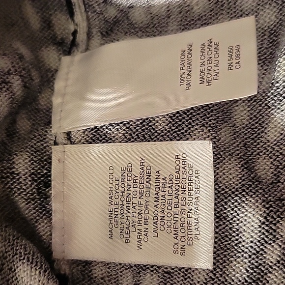 JONES New York NY Collection Black & White Cardigan Twin Sweater Set, Size PS - Picture 10 of 10